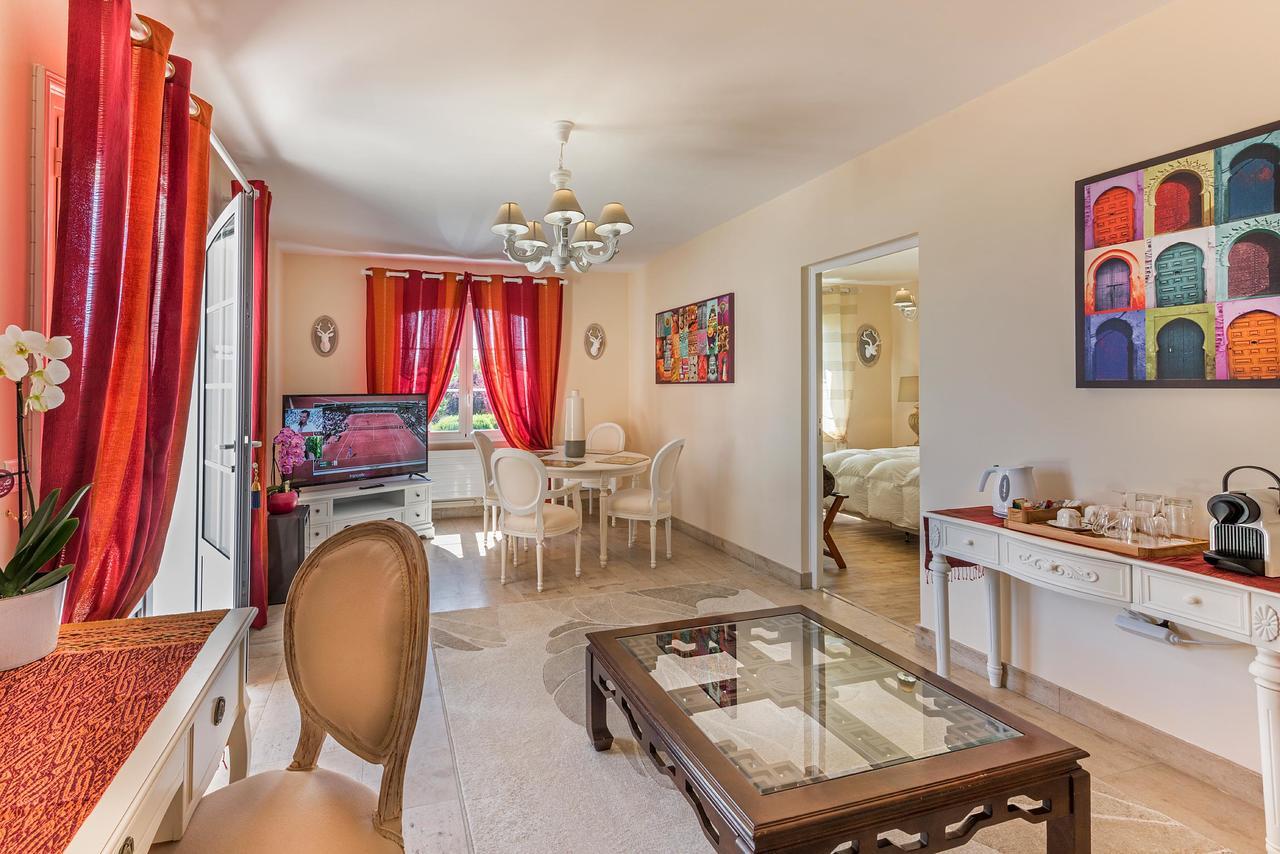 Germigny-l'Eveque Domaine Du Bois Des Anges B&B 외부 사진